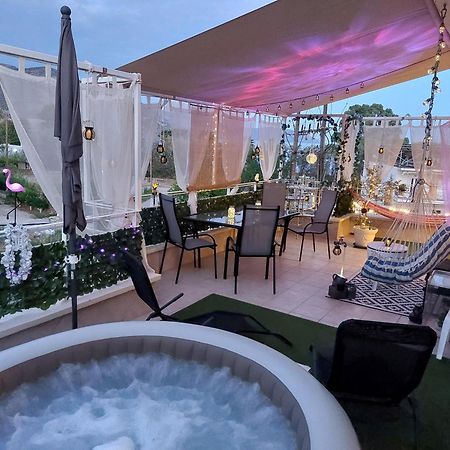 Delphitea Philoxenia Apartment Екстериор снимка