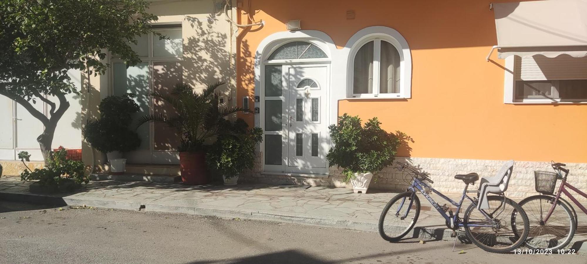 Delphitea Philoxenia Apartment Екстериор снимка