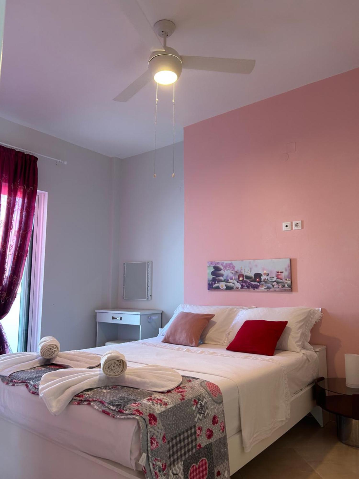 Delphitea Philoxenia Apartment Екстериор снимка