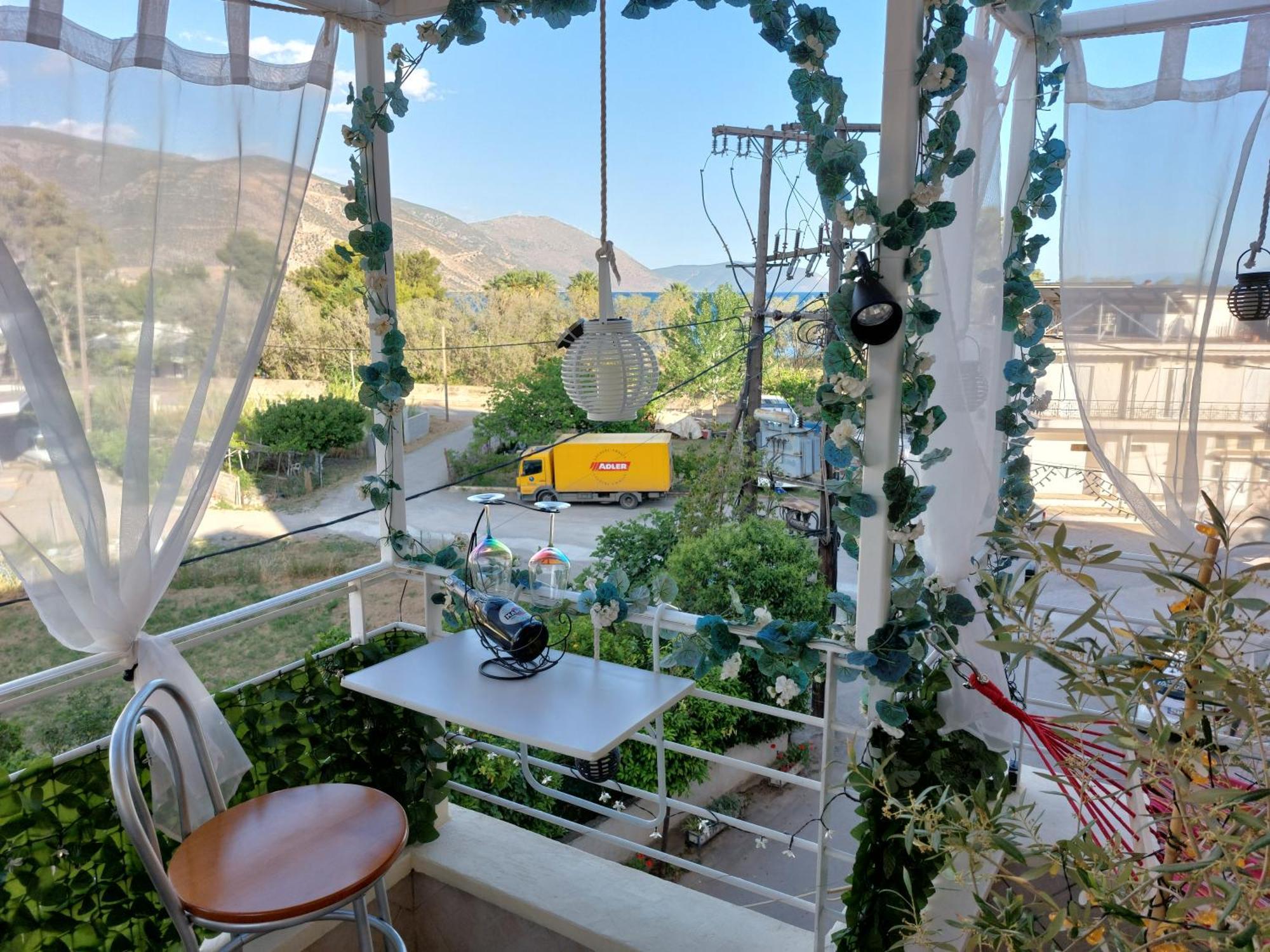 Delphitea Philoxenia Apartment Екстериор снимка